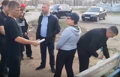 Жаркую дискуссию в соцсетях вызвал ролик о борьбе с пьянством на улицах Рудного
