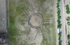 В Шахтинской колонии строгого режима заключённых вывели на флешмоб в честь Дня столицы