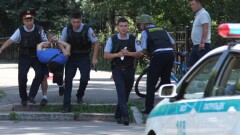 За бездействие во время теракта судят начальника РУВД Алматы