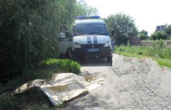 Мертвого младенца нашли в кустах полицейские Усть-Каменогорска
