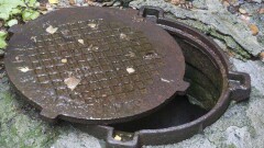 Три человека насмерть отравились газом на территории больницы в Алматинской области