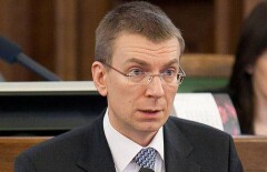 МИД Латвии назвал гастроли российского военного ансамбля "вторжением"