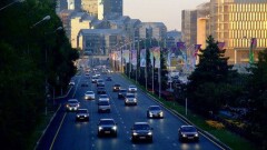 Демонтаж старых ограждений по проспекту Аль-Фараби в Алматы продлится до 30 марта
