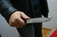 Ревнивого степногорца, перерезавшего горло сопернику, приговорили к 17 годам 