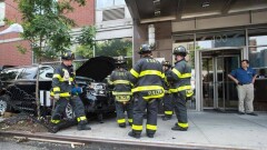 В Нью-Йорке вновь автомобиль въехал в толпу людей