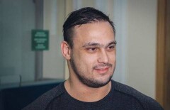 Илья Ильин пришёл на судебный процесс по делу Ермегияева