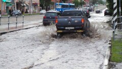 Актау затопило дождём из-за отсутствия арыков