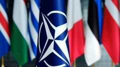 Президент Франции заявил о смерти НАТО