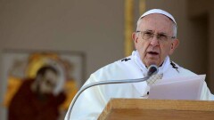Папа Римский попросил прощения за всех христиан, которые покупают секс 
