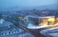 Предпринимательницу из Семея заставляют снести торговый центр