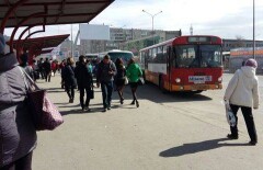 В автобусах Семея отказываются принимать купюры старого образца
