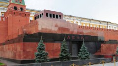"Народные коммунисты" готовы перевезти тело Ленина из Москвы в Казахстан