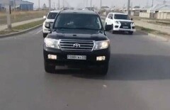 Участников ехавшего по "встречке" кортежа в Таразе наказали