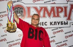 Бывший замакима Темиртау едет на чемпионат мира по пауэрлифтингу
