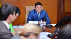Новый аким Шымкента провёл первое совещание и поднял проблемные вопросы окраин