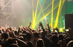 Хороший звук, крутое шоу, много мата и ноль организации. Limp Bizkit выступили в Алматы 