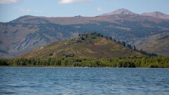 Кому принадлежат земли у озера Маркаколь? Продолжаем разбираться в деле о браконьерстве в заповеднике