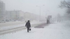 В Астане отменили занятия и для второй смены, Исекешев призвал не выходить из дома