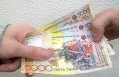 В покровительстве костанайской наркомафии обвиняют ещё одного полицейского