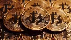 За мошенничество при продаже биткойнов осудили алматинца в Астане