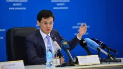 Мусин после визита в ЦОН: Закрытие зон самообслуживания было неверным решением, бронь очереди – бесполезная штука