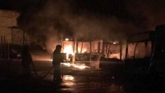 10 автобусов сгорели во время пожара в автопарке Рудного 
