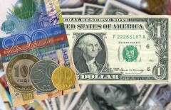 Тенге снова начал терять позиции на бирже после укрепления