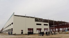 Строители стекольного завода связывают задолженность по зарплате с арестом Бишимбаева