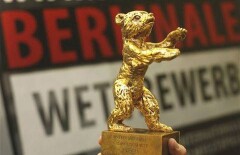 Фильм о беженцах получил "Золотого медведя" на Берлинском кинофестивале