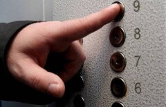 "Металлисты" оставили без лифтов тысячи жителей Усть-Каменогорска
