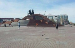 Ногаев убедил митингующих в Атырау разойтись по домам