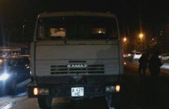 Пешеход в Алматы погиб под колёсами КамАЗа