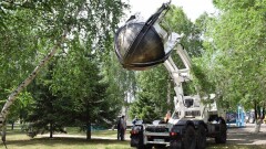 В Усть-Каменогорске появилась чудо-машина по пересадке больших деревьев