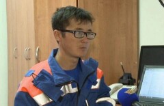 Медаль "За отвагу" получил фельдшер, который спас выброшенного в туалет младенца