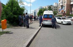 Полицейские в Астане задержали родственника мужчины, угрожающего взорвать дом