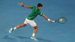 Новак Джокович победил Доминика Тима и в восьмой раз выиграл Australian Open