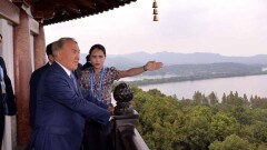 В рамках рабочего визита в Китай Нурсултан Назарбаев посетил пагоду Лэйфэнта 