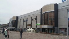 В Караганде из ЦУМа эвакуировали 600 человек из-за сообщения о бомбе
