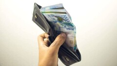 Банки и МФО в 2019 году выдали казахстанцам 5,4 трлн тенге розничных кредитов