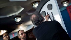 "Часы судного дня" перевели: до апокалипсиса осталось две минуты