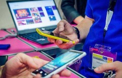 Казахстанским операторам связи запретили взимать комиссию за платежи в своих офисах