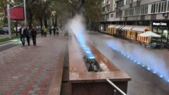В Алматы на проспекте Абая запустили старые и новые фонтаны