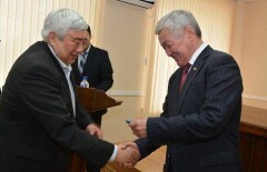 Бердибек Сапарбаев создал свою сеть информаторов