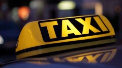 Таксист в Алматы довёз американку до гостиницы за 40 000 тенге