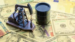 Цена нефти Brent опустилась ниже 56 долларов на фоне ситуации с новым коронавирусом