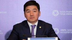 Бауыржан Байбек принял участие в поэтической эстафете к юбилею Абая
