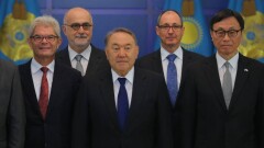 Назарбаев присудил премию королю Иордании 