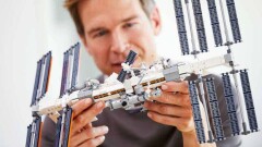 Lego создала реалистичную модель Международной космической станции