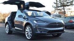 Кроссовер Элона Маска признали самым безопасным среди автомобилей своего класса