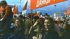 Почему площадь Брежнева в Алма-Ате на Первомай не заполнялась демонстрантами